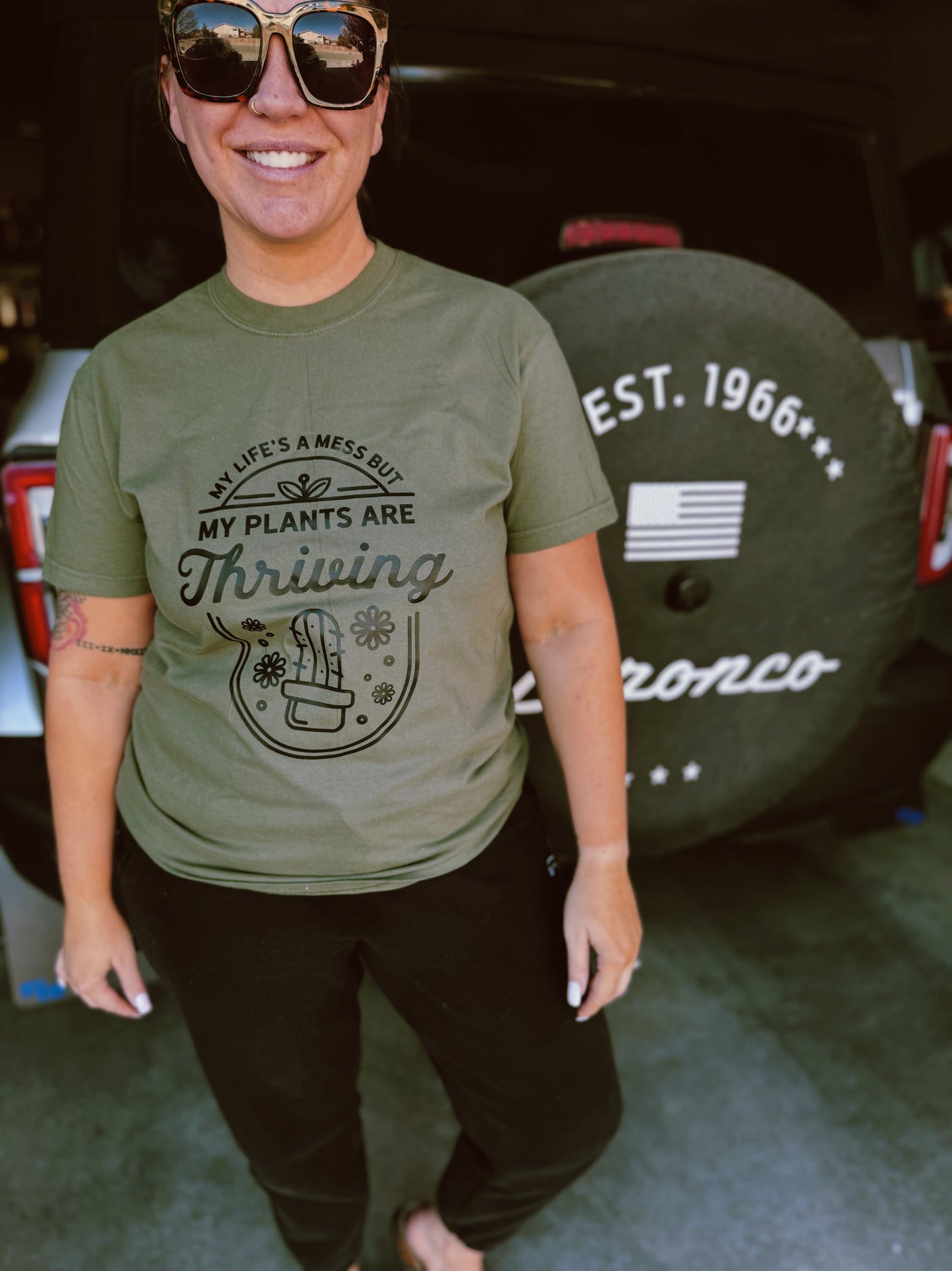 Adult T-shirt Plant Humor - Plants are Thriving