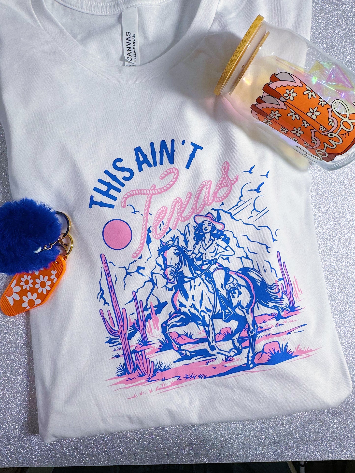 Adult T-shirt or Tote Bag: This Ain't Texas