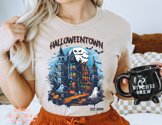 Halloween Adult T-shirt : Halloweentown Ghost