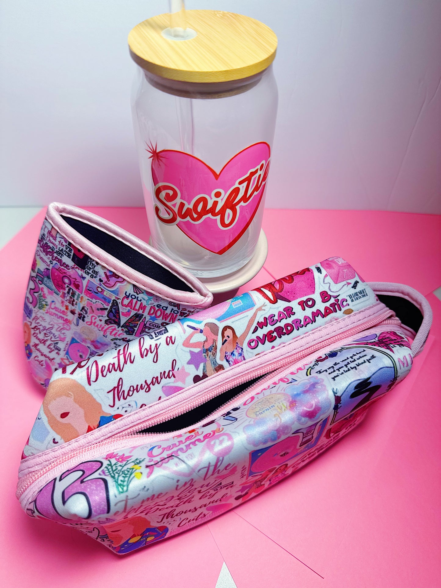 Makeup Bag with Zipper: TS Collage Eras